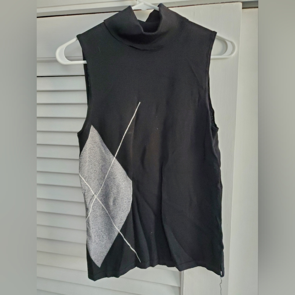 Ann Taylor Black Sleeveless Top with Abstract Design size medium